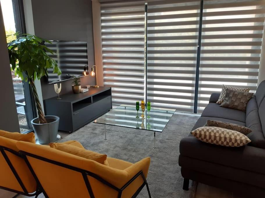 Logement 80 M2 Avec Terrasses Entre Les Deux Abers 랑데다 외부 사진